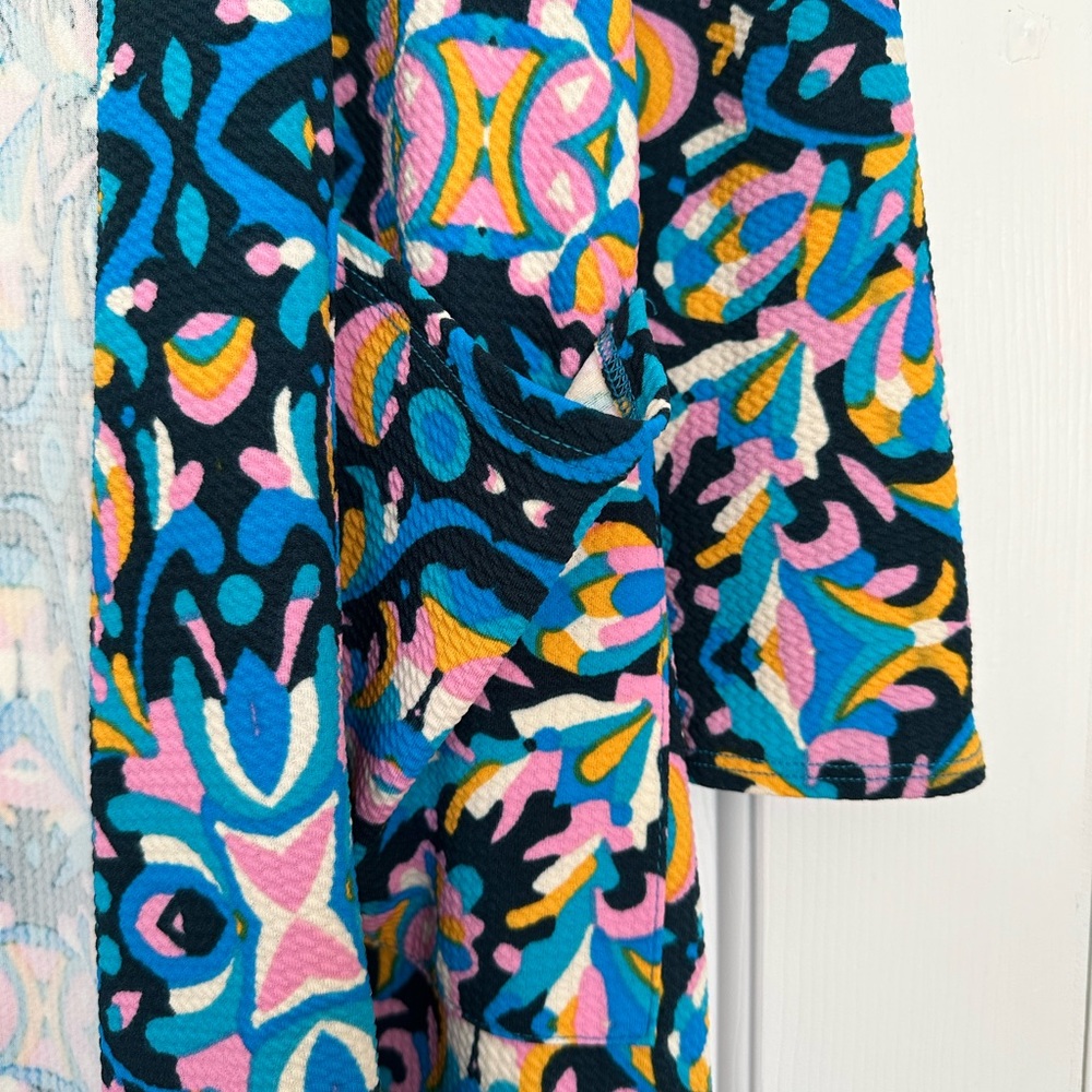 Lularoe Sarah Medium - Picture 3 of 5